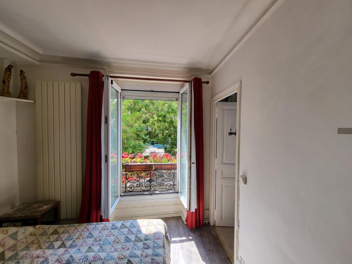 Bed and Breakfast Marie Et Igor París Exterior foto